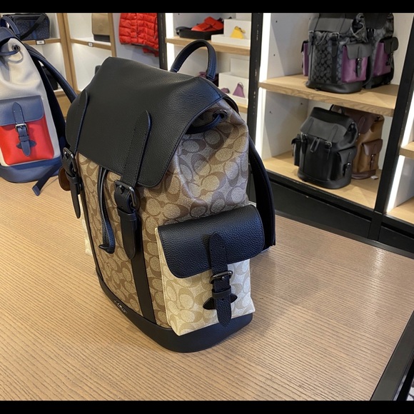 Coach Hudson Backpack In Blocked Signature Canvas - Picture 3 of 7